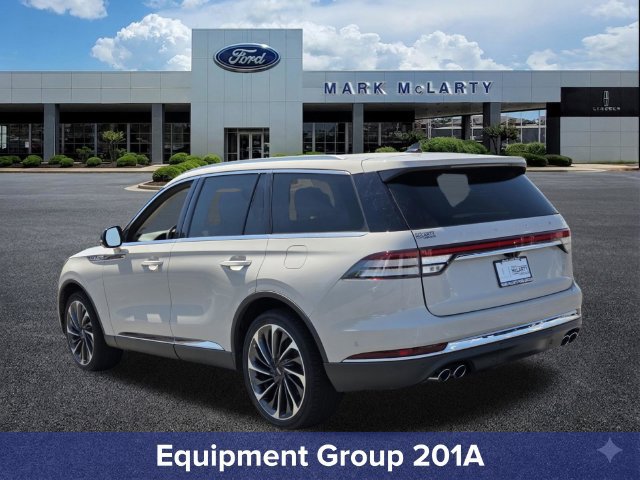 Certified 2022 Lincoln Aviator Reserve w/ Equipment Group 201A AWD/4WD image 4