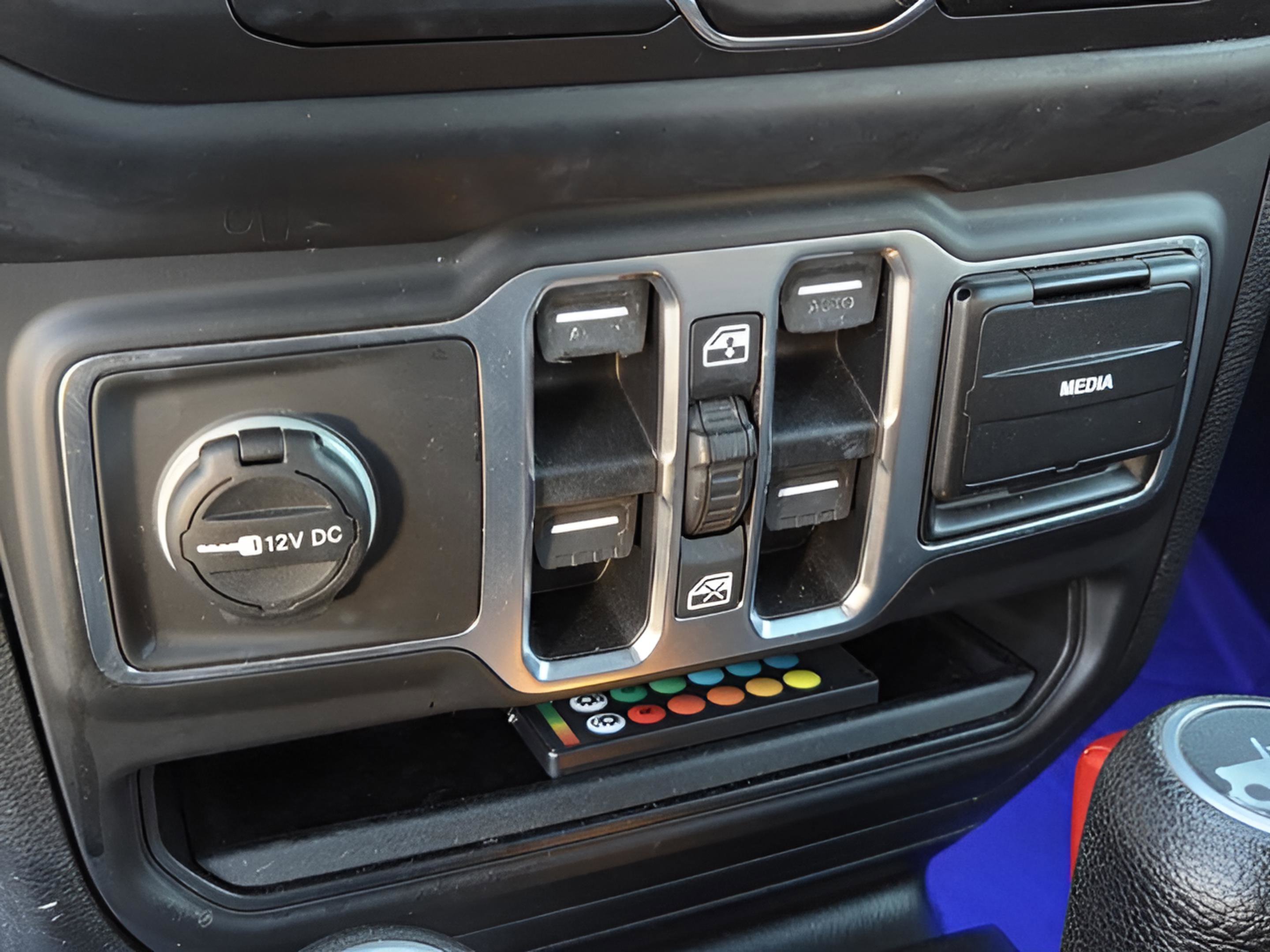 Used 2018 Jeep Wrangler Unlimited Sport S image 10