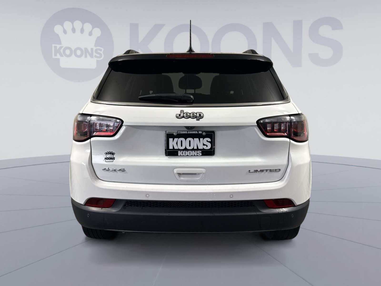 Used 2024 Jeep Compass Limited w/ Sun and Sound Group AWD/4WD image 5