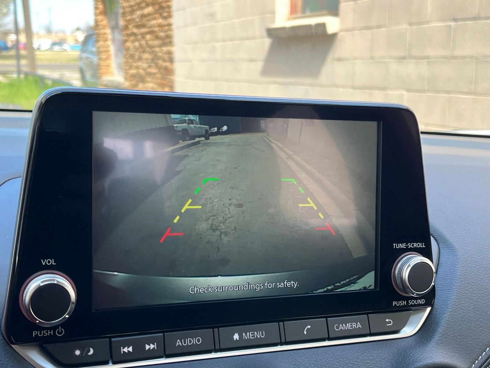 Used 2025 Nissan Sentra SV image 22