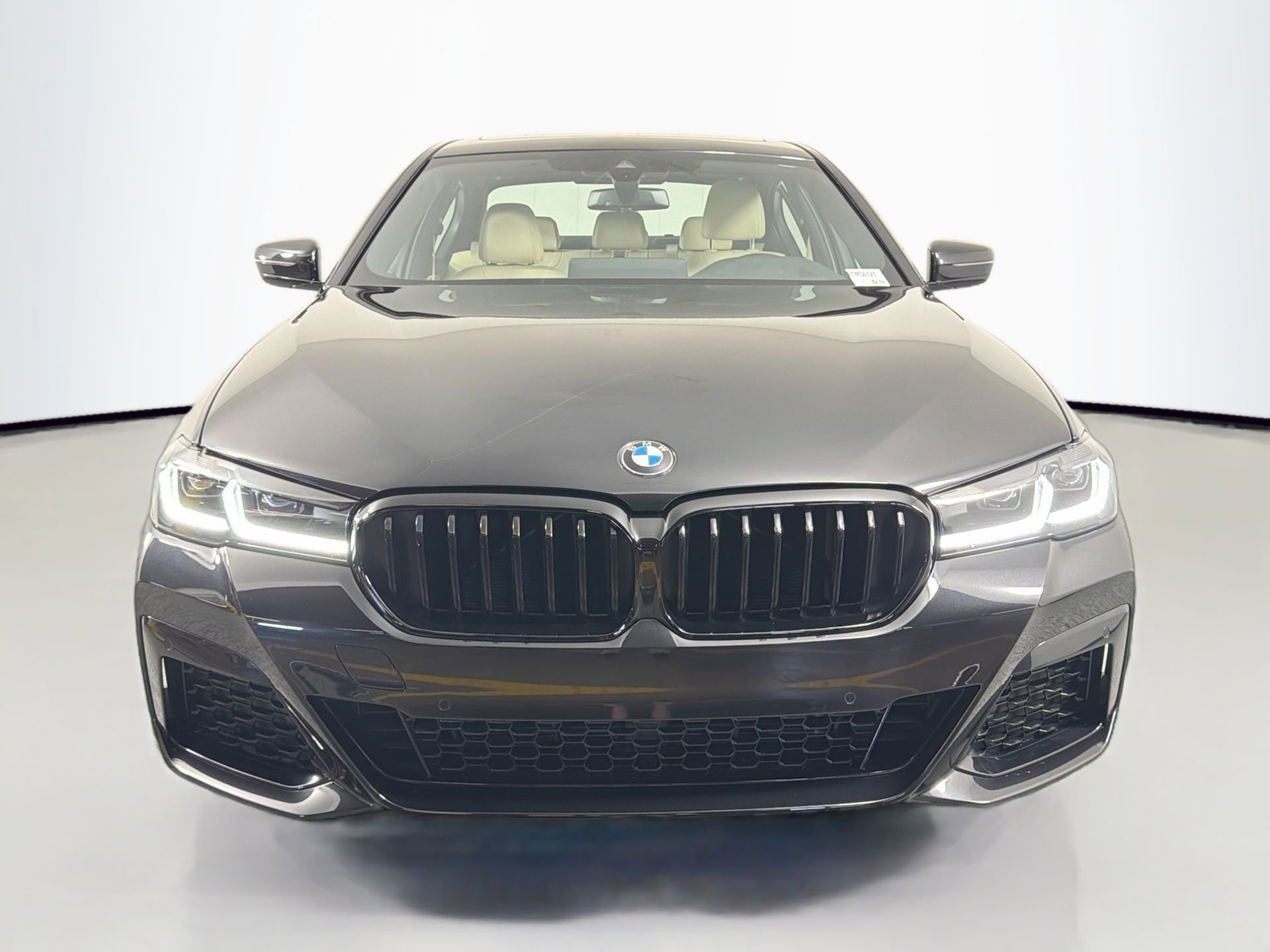 Certified 2023 BMW 530i w/ M Sport Package image 3