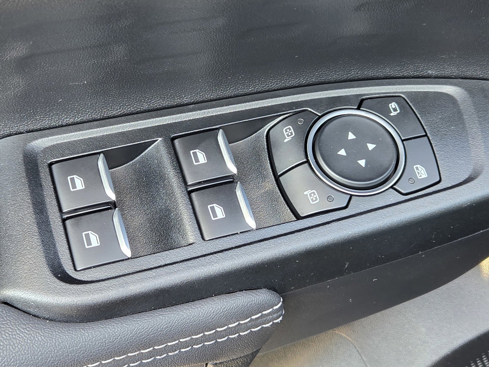 Used 2024 Ford Ranger XLT w/ Equipment Group 301A High image 13