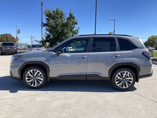 New 2025 Subaru Forester Touring w/ Touring Package image 2