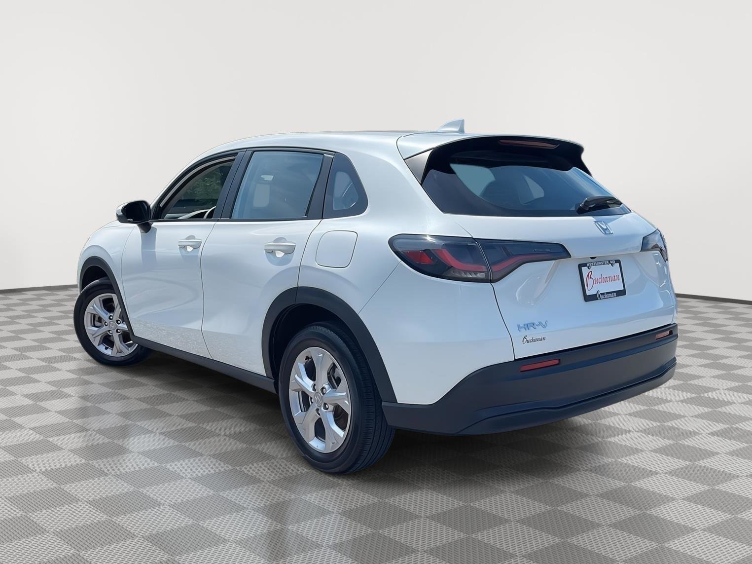 Used 2023 Honda HR-V LX image 4