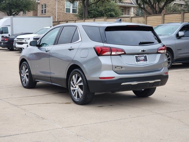 Used 2023 Chevrolet Equinox LT image 3