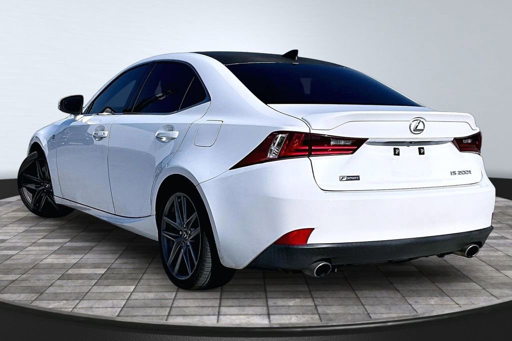 Used 2016 Lexus IS 200t RWD image 21