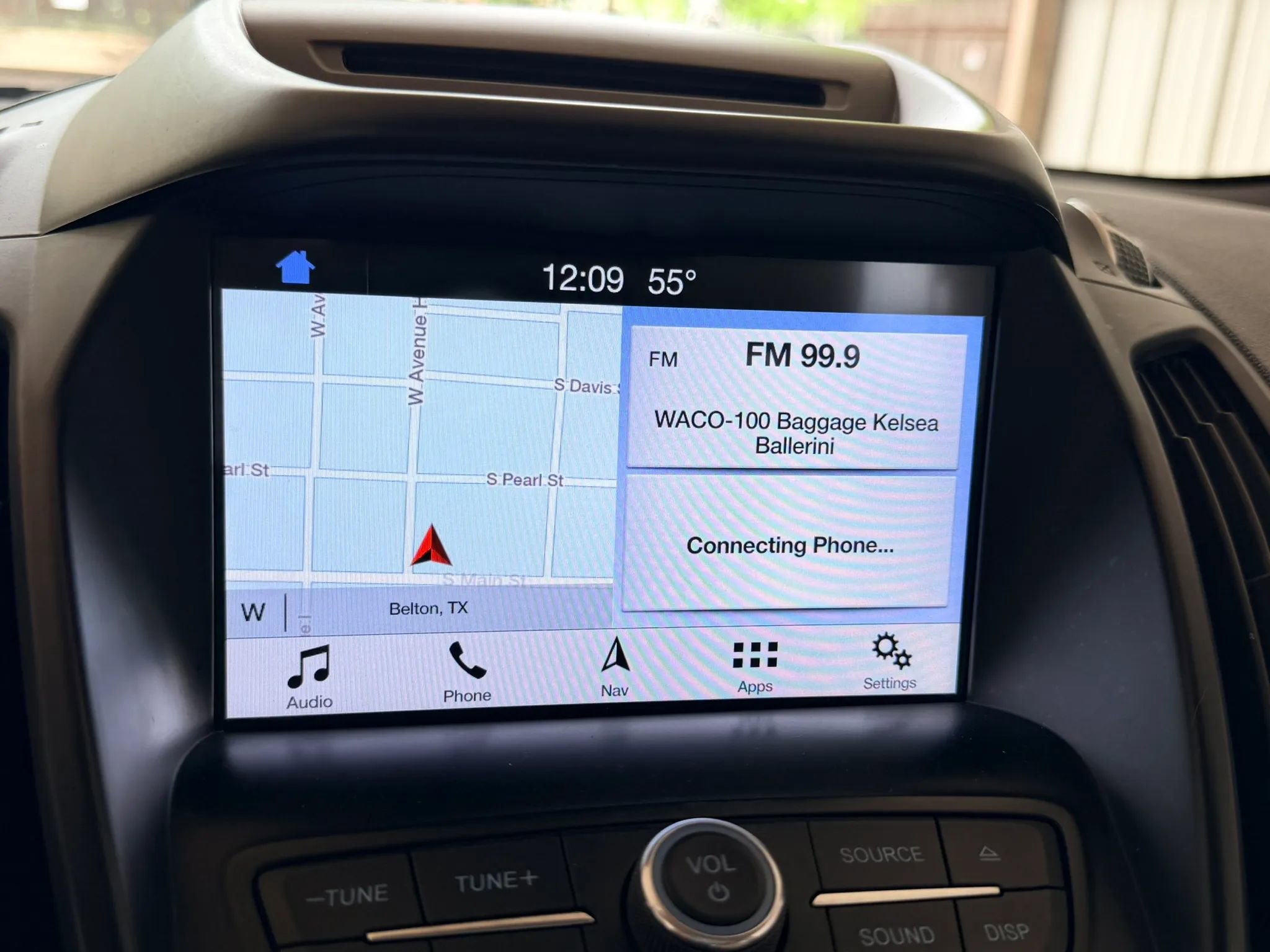 Used 2018 Ford Escape SEL image 9