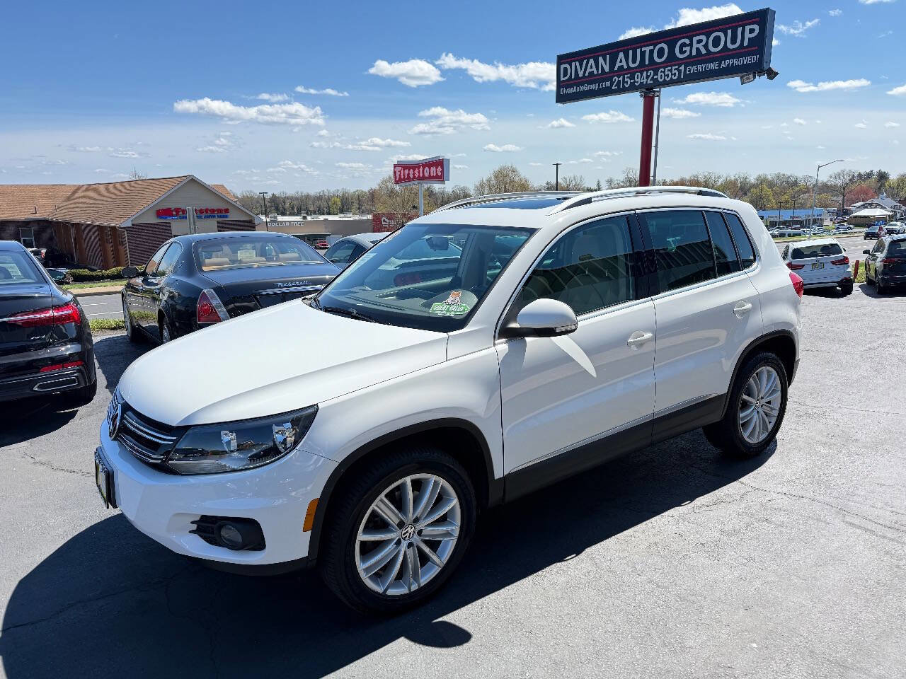 Used 2012 Volkswagen Tiguan S AWD/4WD image 3