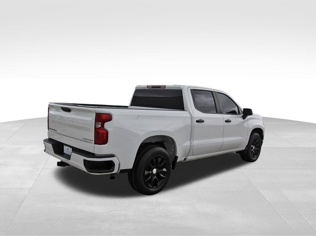 Used 2024 Chevrolet Silverado 1500 Custom image 4