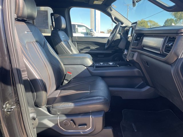 Used 2022 Ford Expedition Max Platinum image 17