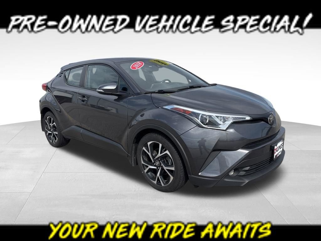 Used 2018 Toyota C-HR XLE image 1
