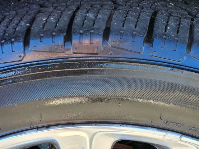 Used 2020 Cadillac Escalade Premium Luxury image 11