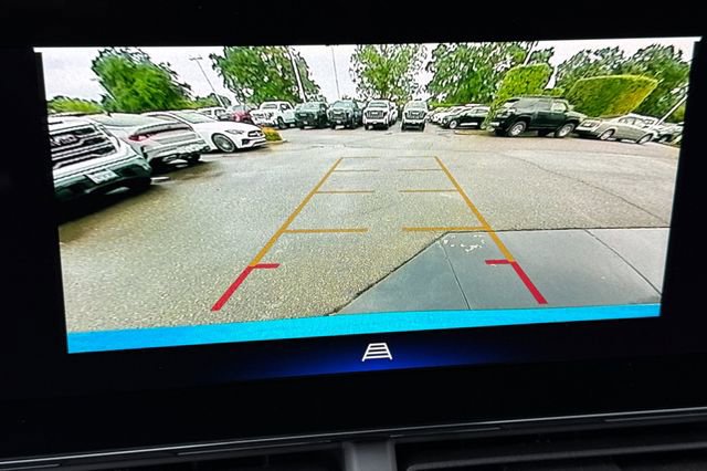 Used 2025 Chevrolet Trax RS w/ Sunroof Package FWD image 27