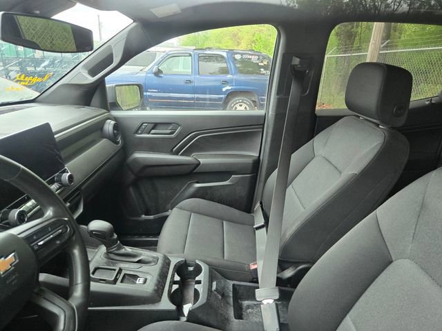 Used 2023 Chevrolet Colorado W/T image 10