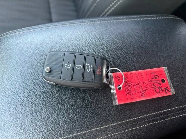 Used 2020 Kia Sportage LX FWD image 46