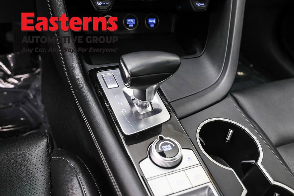 Used 2023 Genesis G70 2.0T image 13