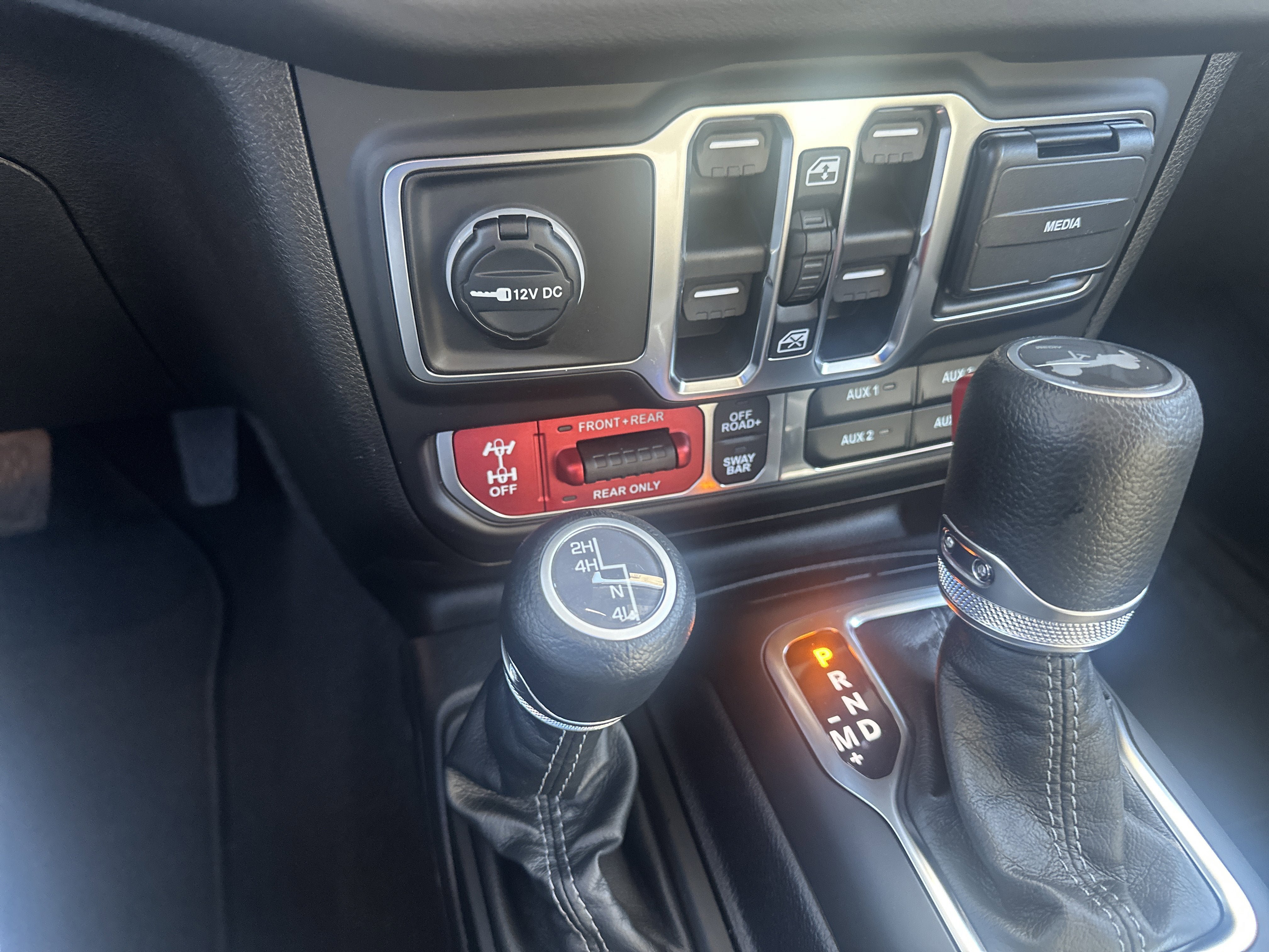 New 2026 Jeep Wrangler Unlimited Rubicon AWD/4WD image 34