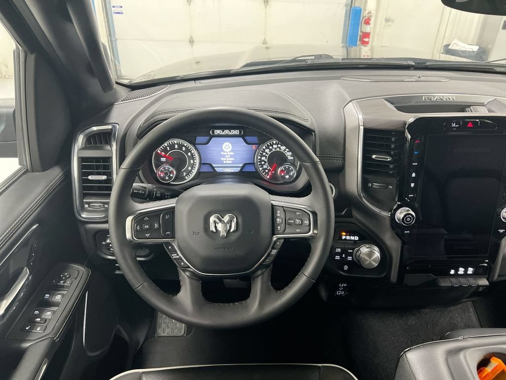 Used 2025 RAM 1500 Laramie AWD/4WD image 11
