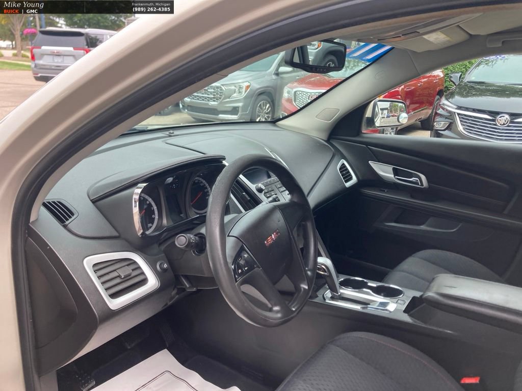 Used 2011 GMC Terrain SLE FWD image 20