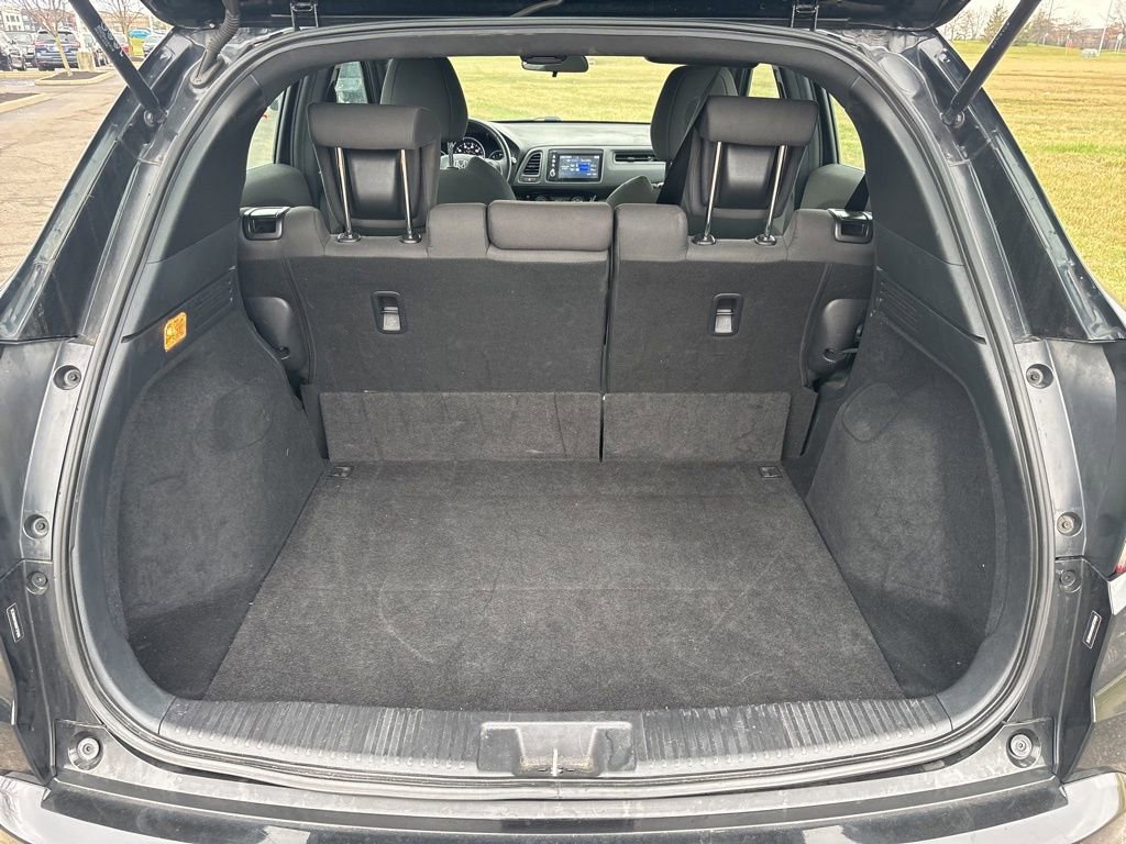 Used 2019 Honda HR-V Sport image 8