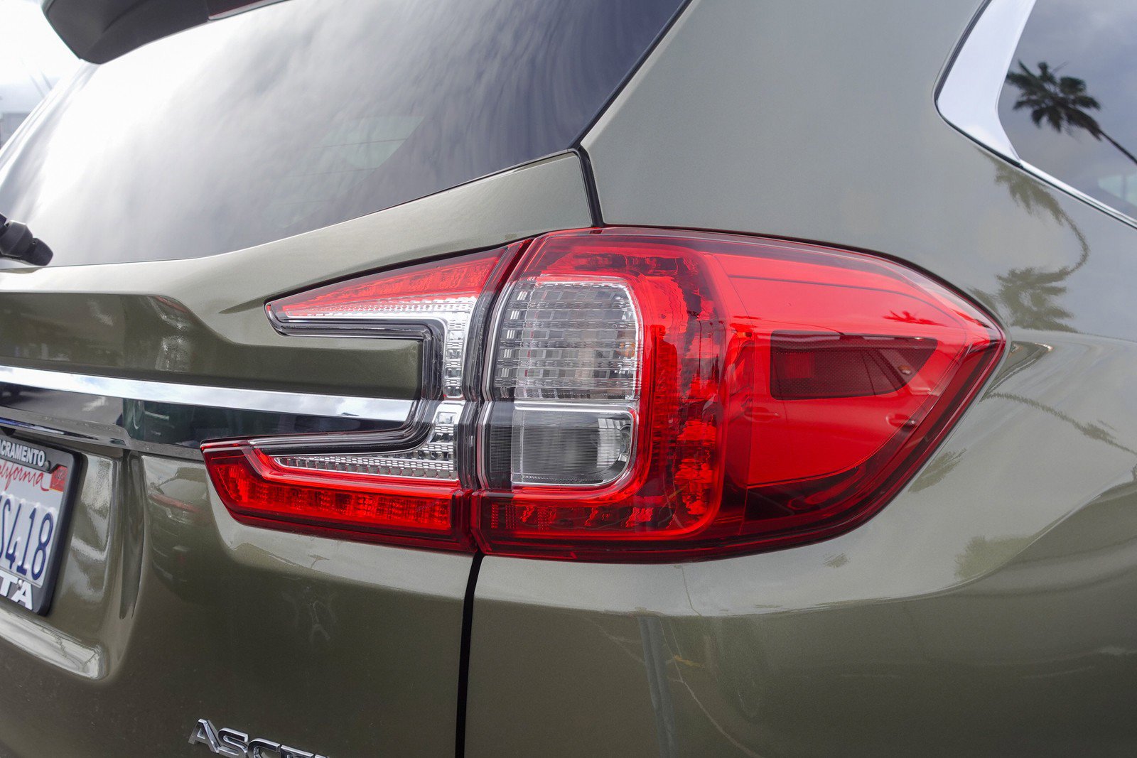 Certified 2023 Subaru Ascent Premium image 5