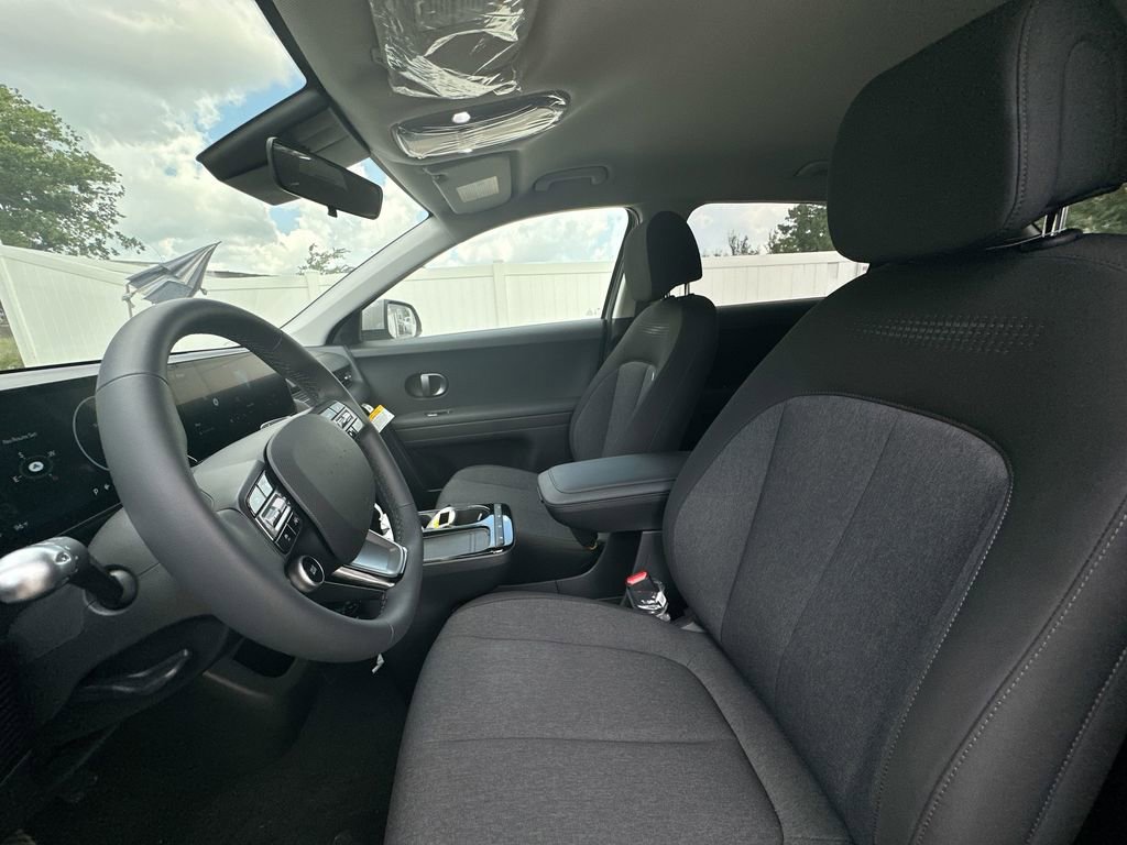 New 2025 Hyundai Ioniq 5 SE image 36