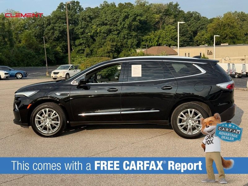 Used 2022 Buick Enclave Premium w/ Surround and Sites Package FWD image 2