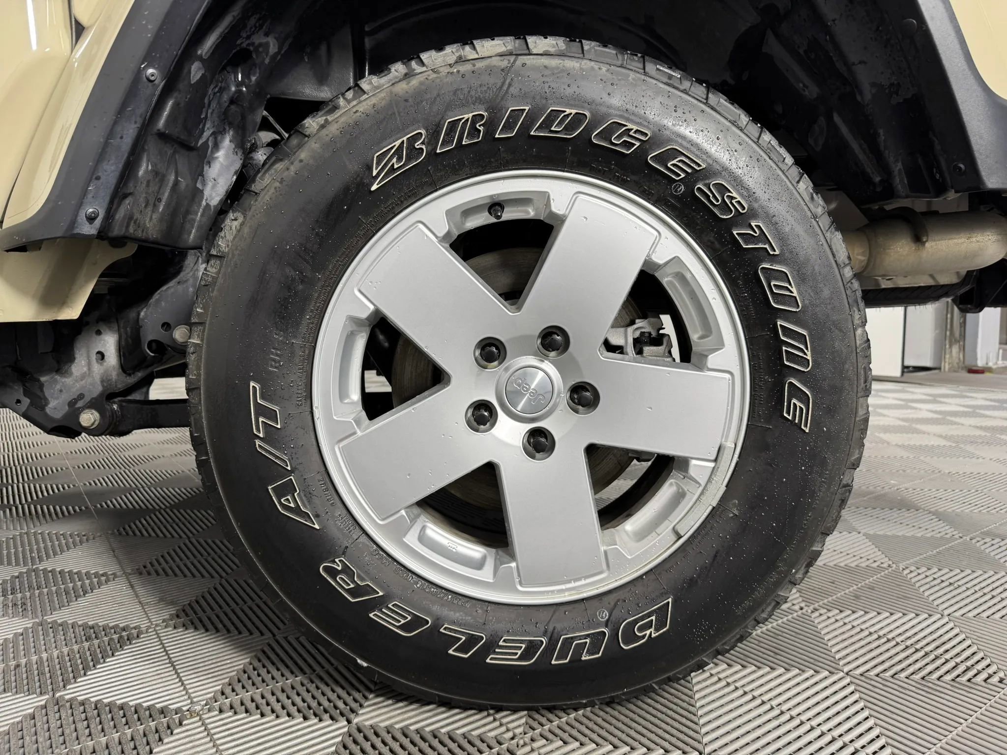 Used 2022 Jeep Gladiator Overland w/ Popular Equipment Package image 44