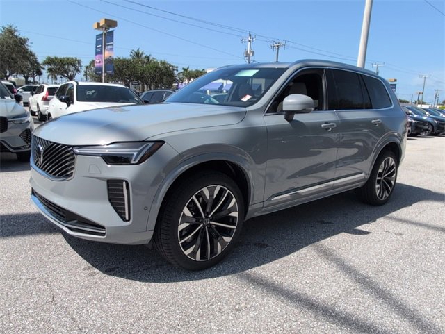 New 2026 Volvo XC90 B6 Plus w/ Protection Package Premier image 4
