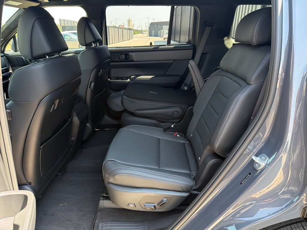 New 2027 Hyundai Santa Fe Calligraphy w/ Tow & Go Package FWD image 25