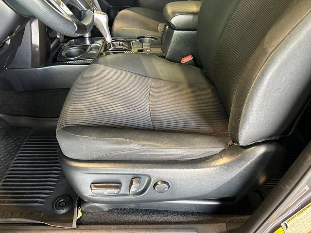 Used 2021 Toyota 4Runner TRD Off-Road AWD/4WD image 16