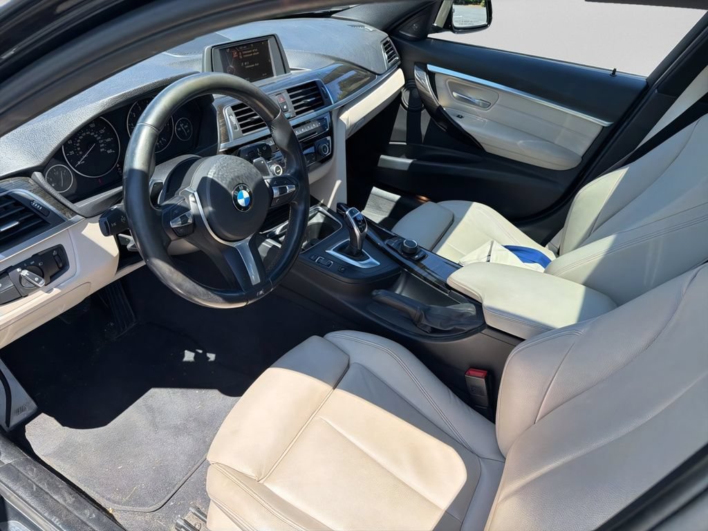 Used 2016 BMW 340i xDrive Sedan AWD/4WD image 2