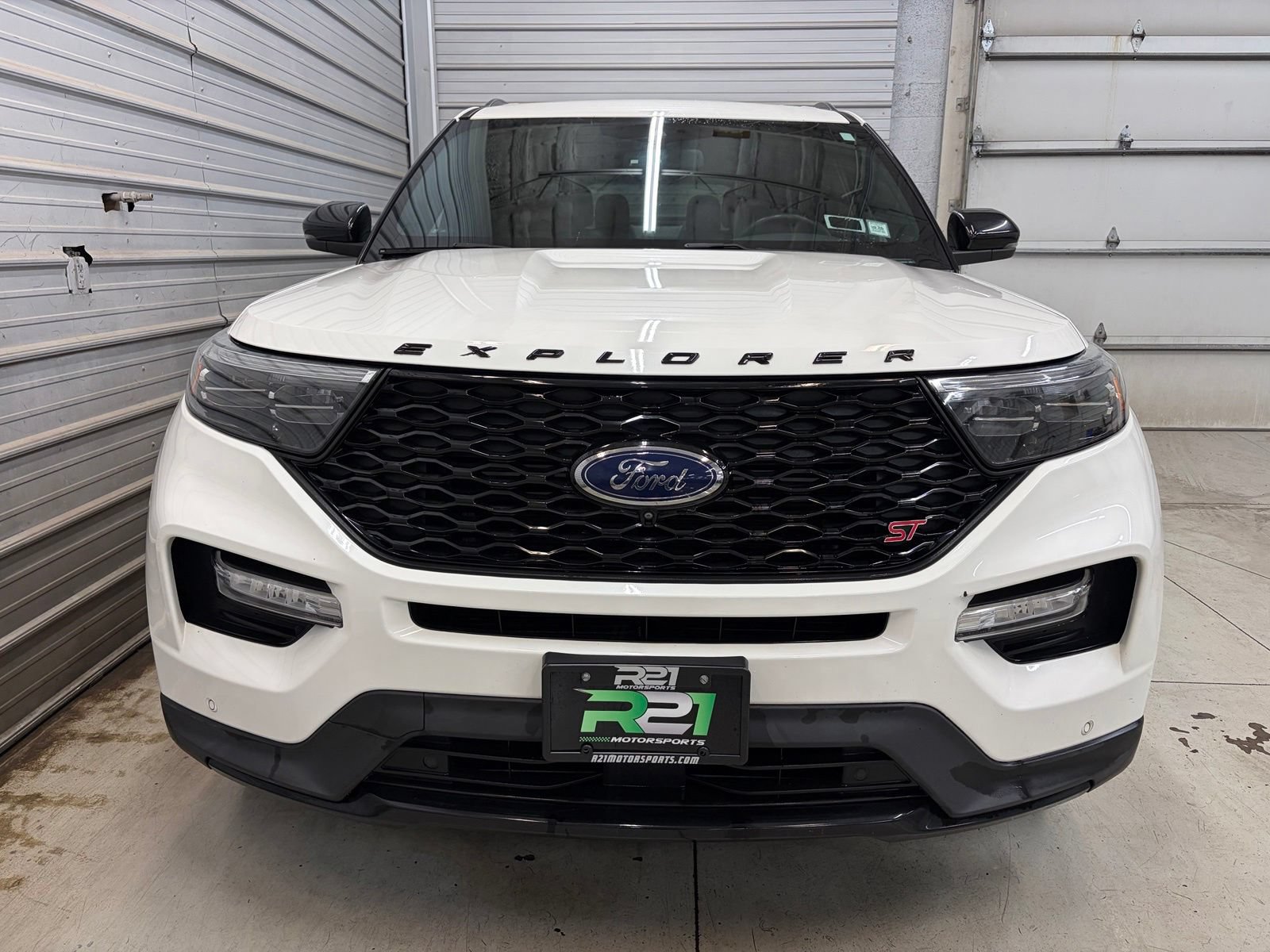 Used 2020 Ford Explorer ST w/ Premium Technology Package AWD/4WD image 2