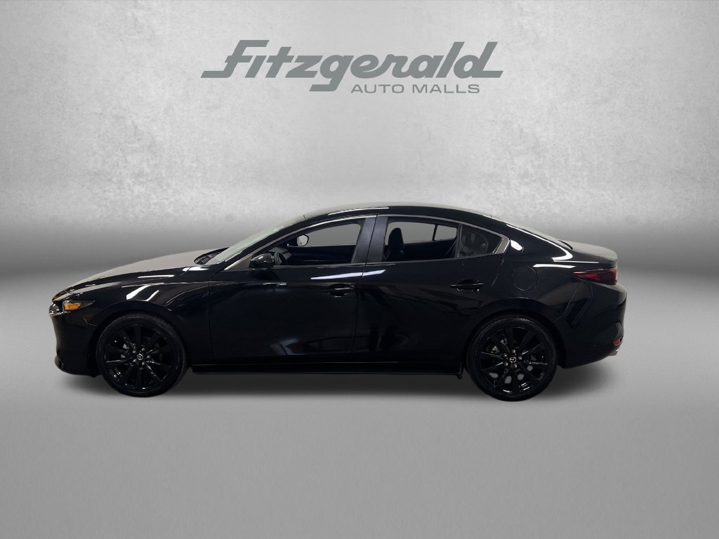 Used 2024 MAZDA MAZDA3 s FWD image 2