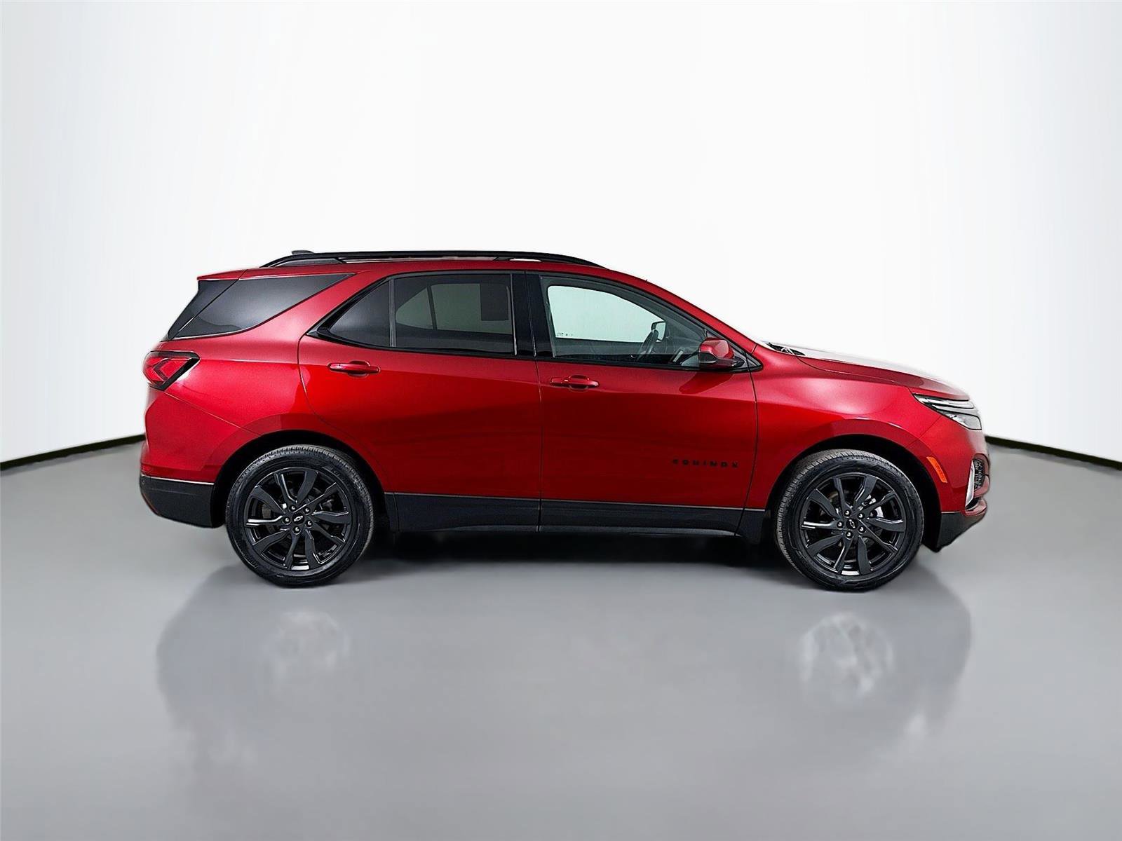 Used 2023 Chevrolet Equinox RS AWD/4WD image 10