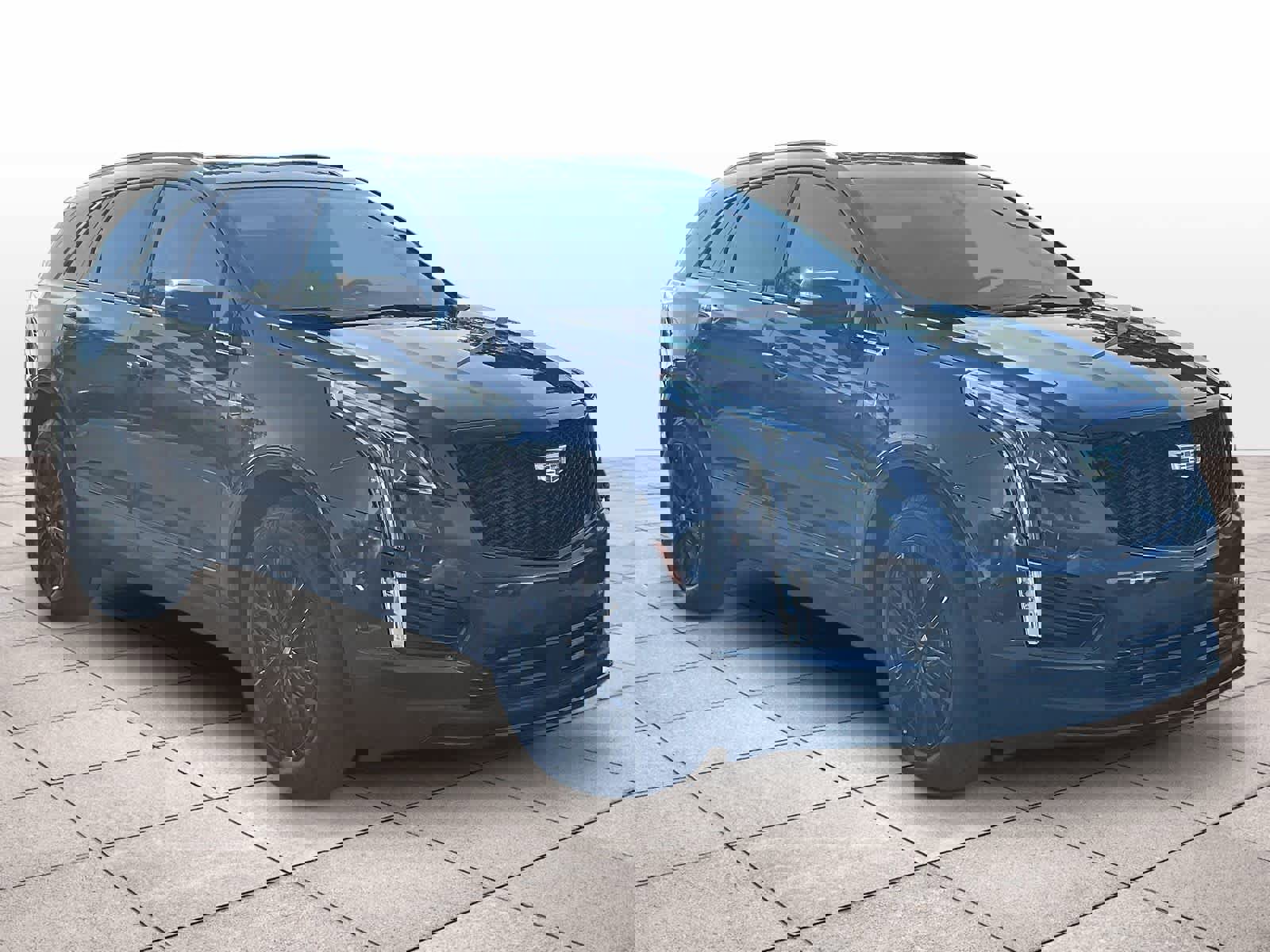 Used 2021 Cadillac XT5 Sportv w/ LPO, ONYX Package image 2