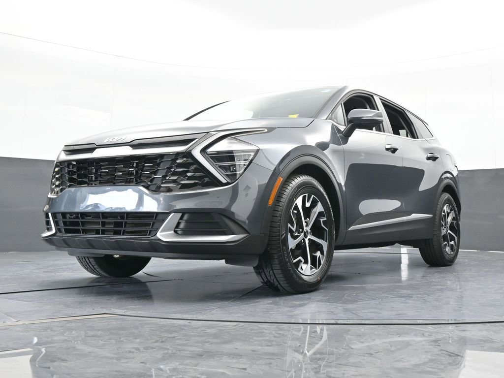 Used 2024 Kia Sportage EX image 50