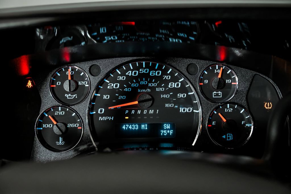 Used 2023 GMC Savana 2500 RWD image 18