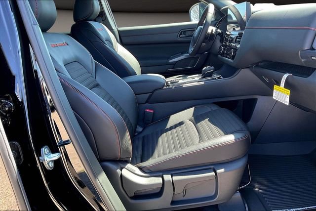 New 2026 Nissan Pathfinder Rock Creek image 11