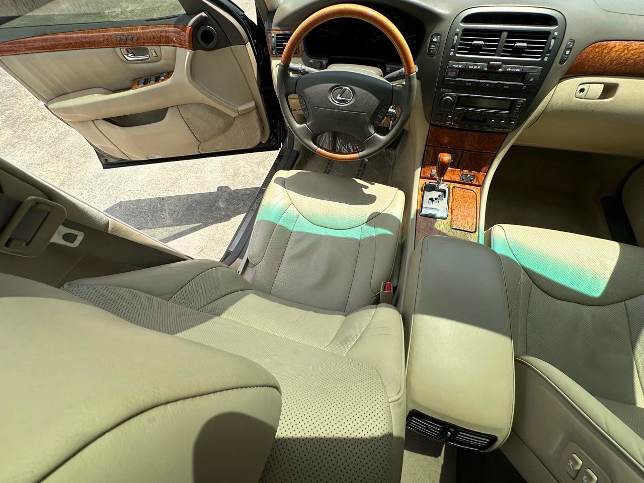 Used 2004 Lexus LS 430 w/ Premium Pkg RWD image 30