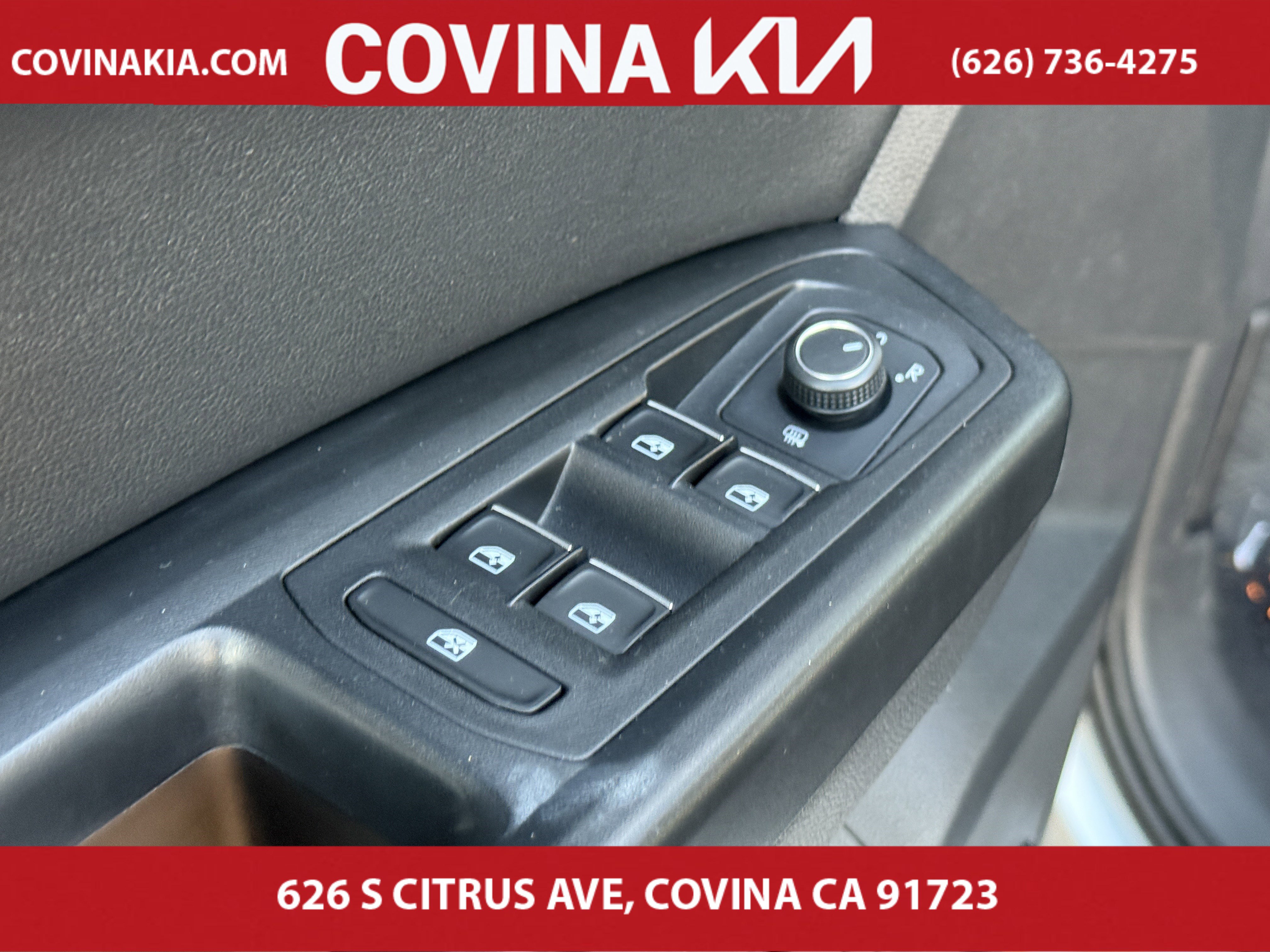 Used 2019 Volkswagen Atlas SE w/ Towing Package image 14