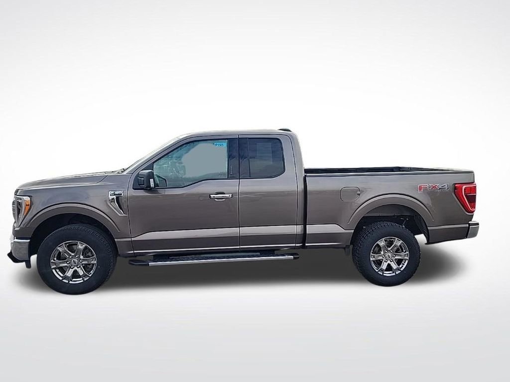 Used 2022 Ford F150 XLT w/ Equipment Group 302A High AWD/4WD image 5