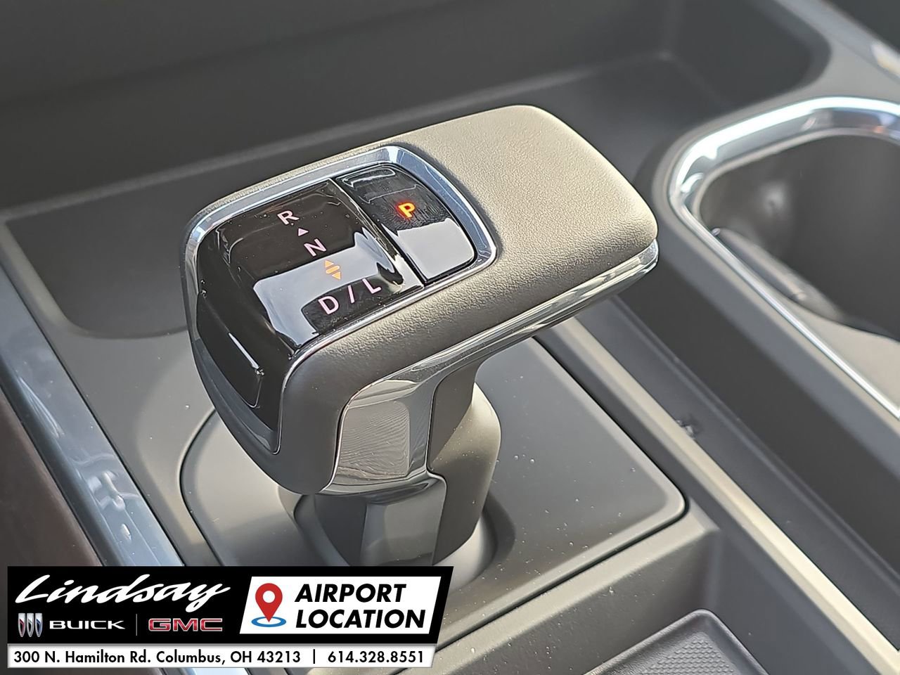 New 2026 GMC Sierra 1500 SLT w/ SLT Premium Package image 17