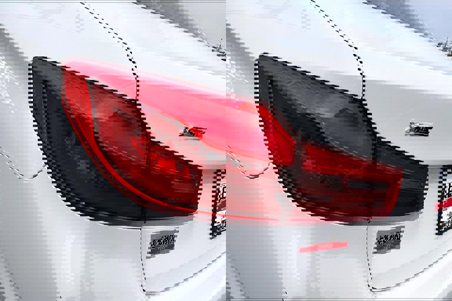 Used 2018 BMW 530i xDrive image 27