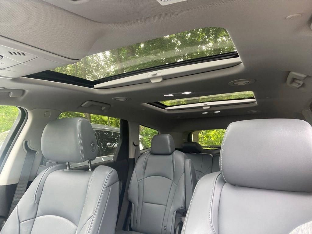 Used 2021 Buick Enclave Essence w/ Sport Touring Edition AWD/4WD image 24