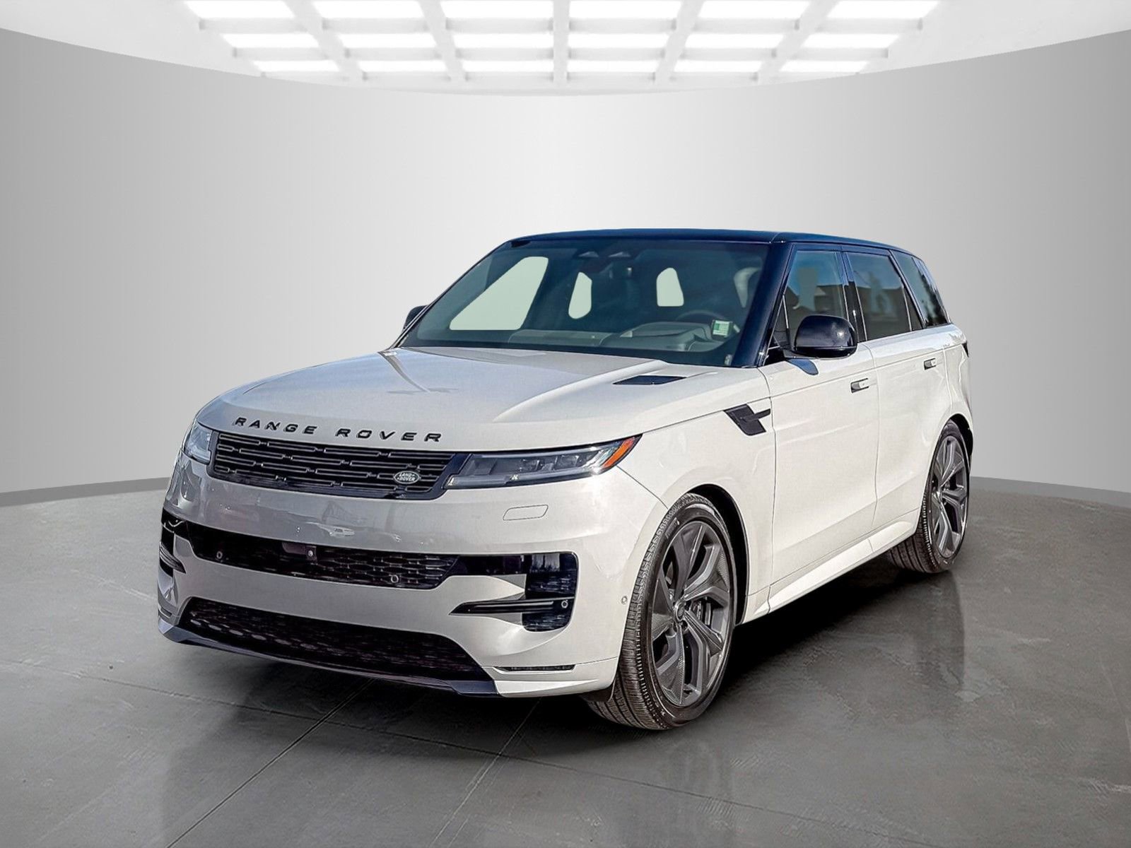 New 2025 Land Rover Range Rover Sport Dynamic SE