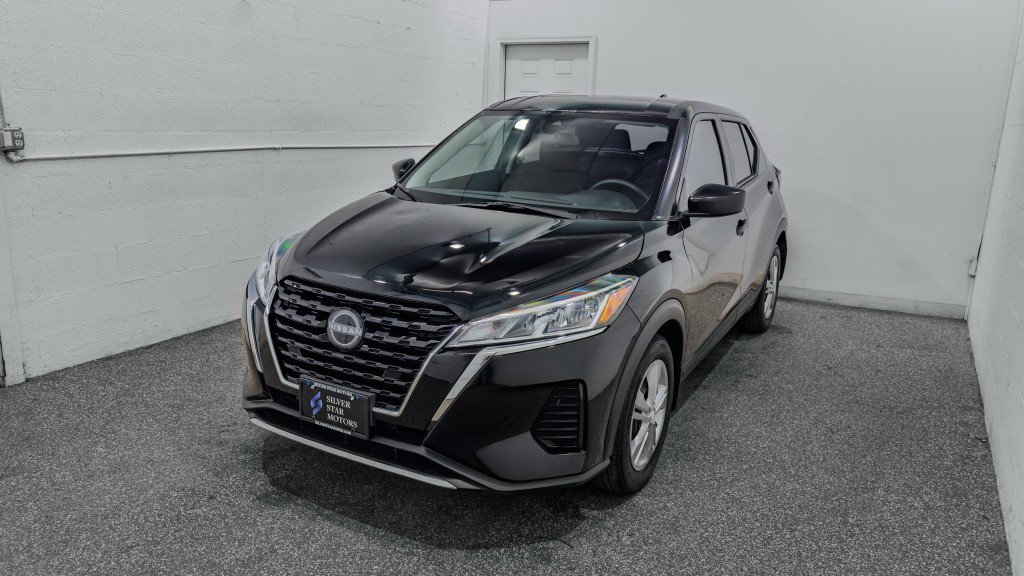 Used 2024 Nissan Kicks S image 4