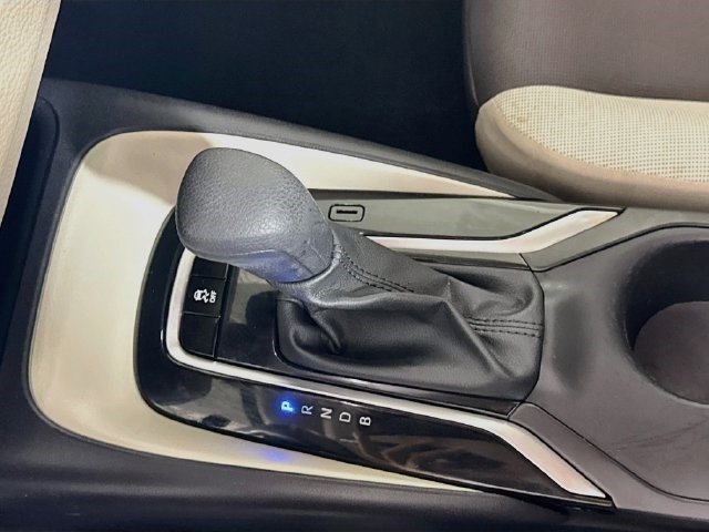 Used 2025 Toyota Corolla LE FWD image 19
