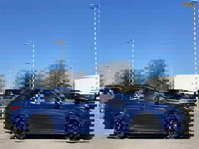 Used 2025 Toyota Camry SE image 3