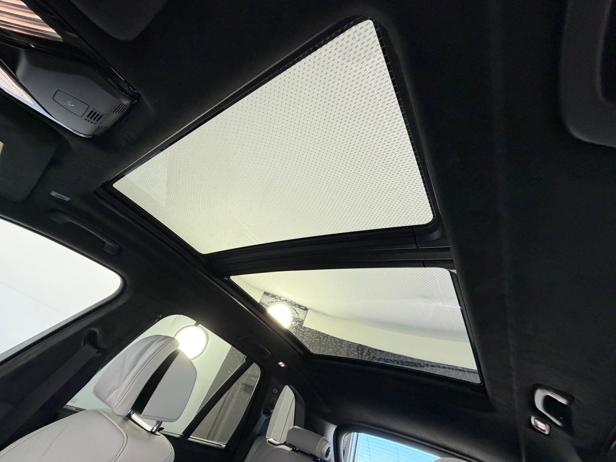 New 2026 BMW X5 xDrive50e image 14